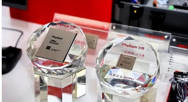 美国商务部：在美国的制裁下，中国休想制造出数量庞大的AI芯片