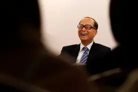 全面抛售中药产业，集采风暴中，李嘉诚又看到了什么信号？图片