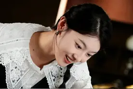 今日短剧推荐：《被偷听心声后，豪门全家追着我宠》图片