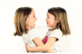 "女儿选择：亲生父亲与养父之间"图片