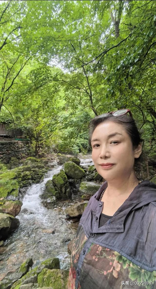 只见山水,不恋家
