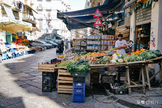 十年两刷意大利，南意根本不在乎米其林，他们只在乎番茄够不够酸
