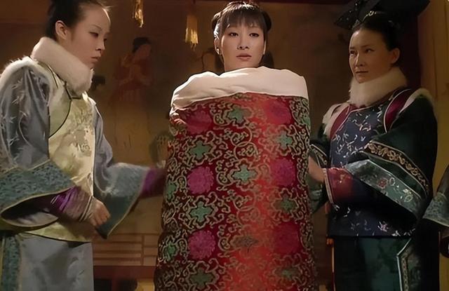 这才是清朝妃子被临幸的全过程，别再被电视剧骗了，真实是如何？
