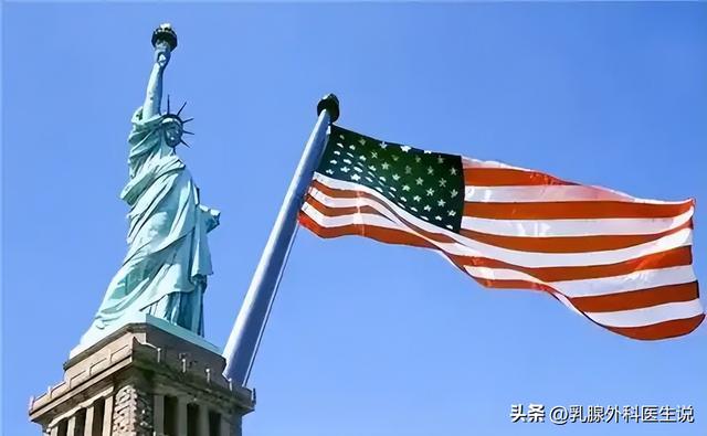 看了北京大阅兵后，美防长终于下定决心，对中国挂起了“免战牌”