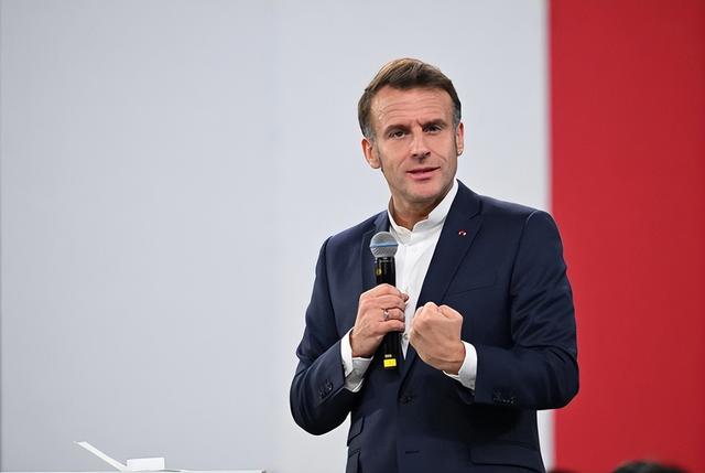 法国拒不接受中国反制，马克龙转身发现不妙，特朗普也对欧盟出手