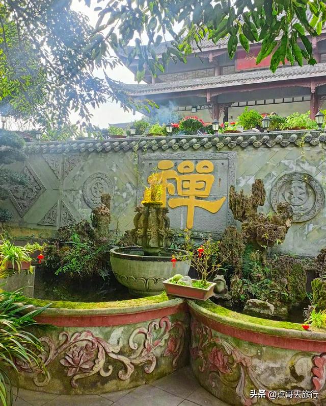 成都被严重低估的寺庙，殿宇精美壮观让人意外，不少人慕名前往！