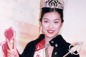 47岁最美港姐官宣复出，生病后胖成200斤，模样大变仍要长期服药图片