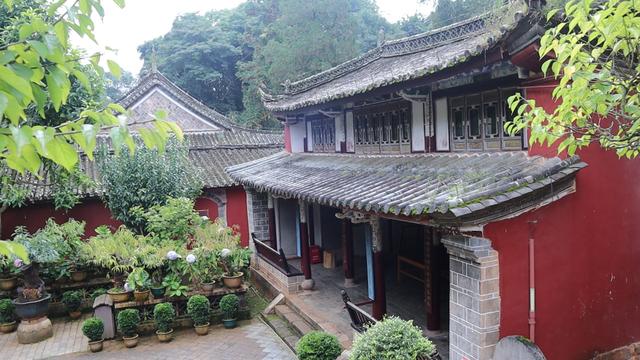 昆明动车直达，云南宋代古寺，隐于山林，精美石雕，独一无二