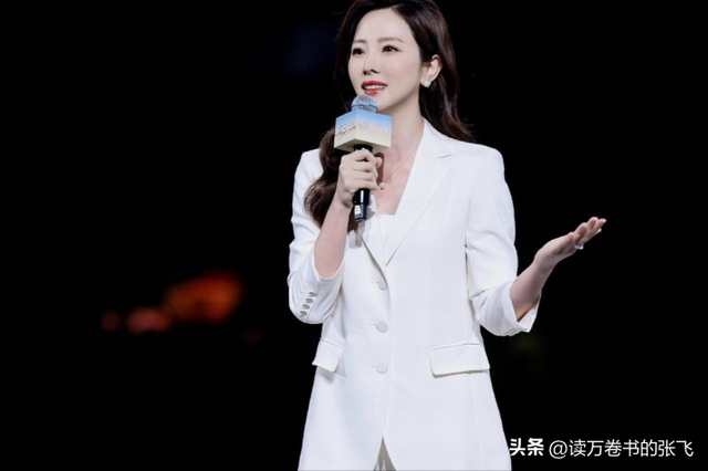 狐狸尾巴藏不住？李思思离开央视原因曝光，原来“野心”不止于此