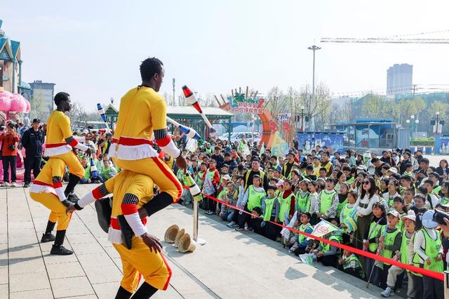 盐城亭湖文旅开启“跟着书本去旅行”