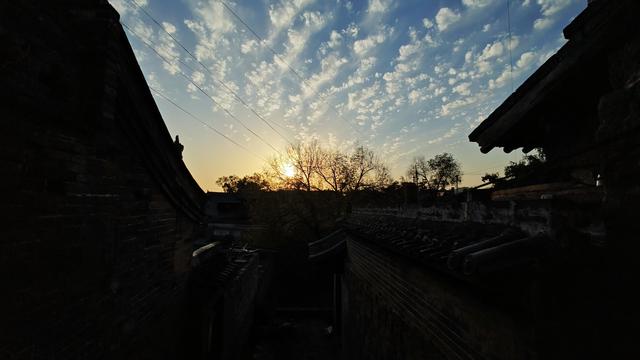 山西深度游—吕梁碛口李家山村