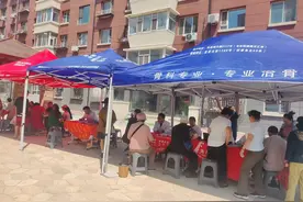 《长春名医汇》公益义诊活动走进长春南关区永吉街道自由大路社区图片