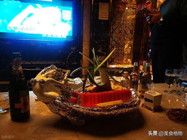 告诉大家一个坏消息：电影院、KTV已出现4大怪象，值得每个人深思