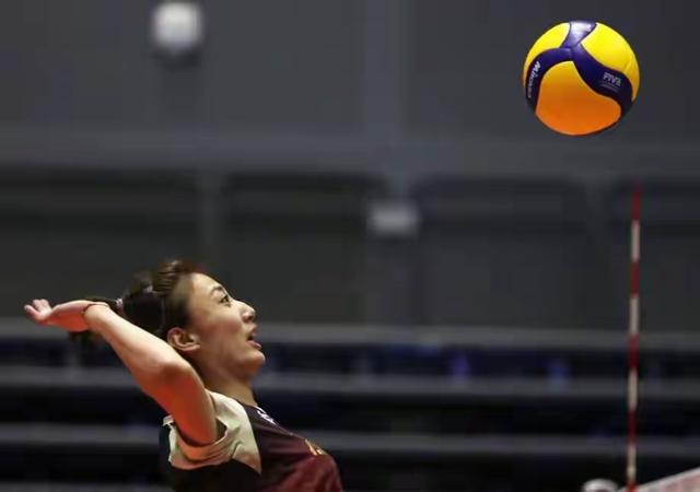 爆冷！排超炸锅！北京女排3-0横扫天津，十六冠王主场被零封 第2张