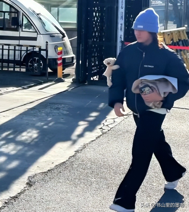 全红婵正式回归亮相！身材高挑颜值超级抢眼，留长发后判若两人