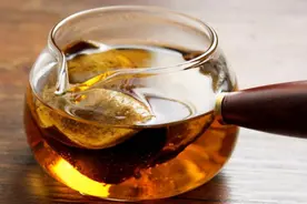 为啥一喝陈皮就掉秤？排便通畅了，肠胃也舒服了？原来是这道理！图片