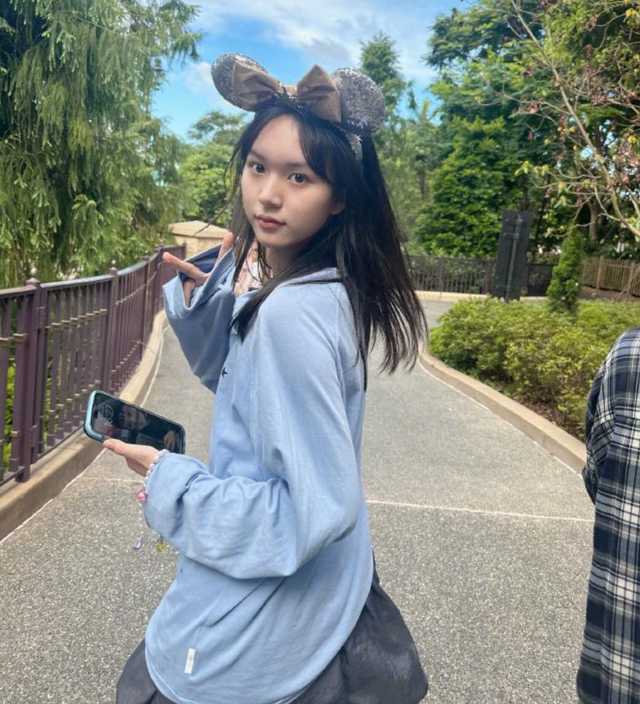 2岁出道年入百万，因长相甜美被禁止整容的刘楚恬，如今长成啥样?