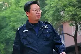 清华大学毕业当保安被耻笑，如今世人沉默，网友：少走20年弯路！图片
