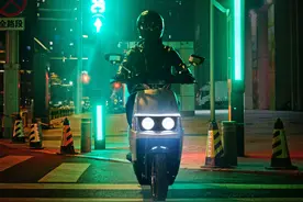 极速70km/h，电动车又有一款高性能车型上市，通勤、跑外卖都适合图片