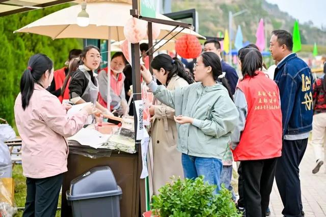 石楼泊河村国庆假期持续嗨! 20余项活动承包你的假期
