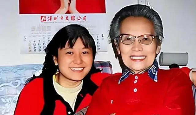 与戴笠偷情背着丈夫打胎的“杭州第一美人”，私房照曝光美人相貌