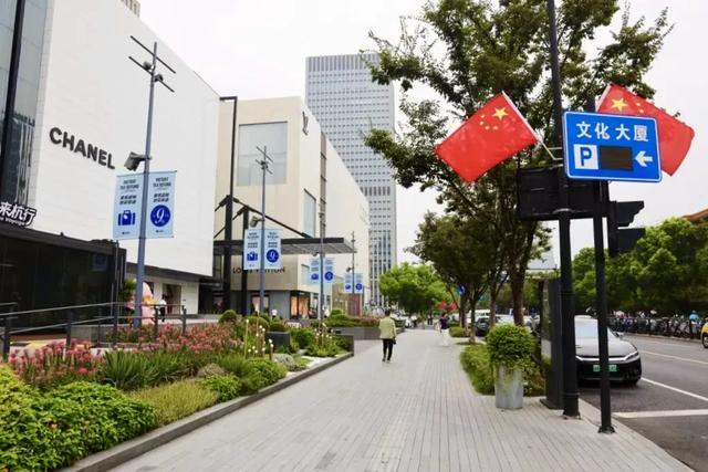 漫步拱墅，邂逅满街“中国红”！