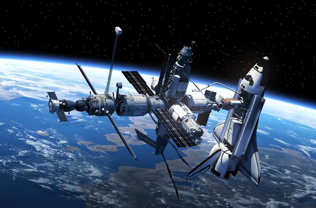 神舟20号疑遭碎片撞击，引发世界关注！中国紧急启动在轨体检程序