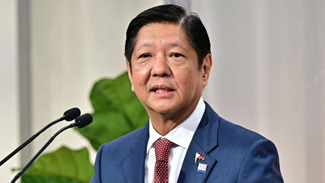 马科斯内心动摇，中方忙前忙后给菲送援助，美方一句话都没多说