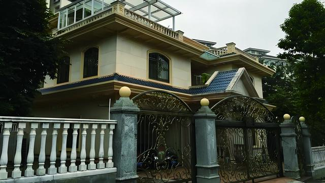 2025年南宁十大最贵小区：万科瑧山悦、保利冠江墅、梦之岛花园