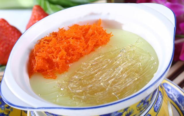 鱼翅的泡发方法如下 怎么泡成丝 2026年鱼翅的泡发方法大全