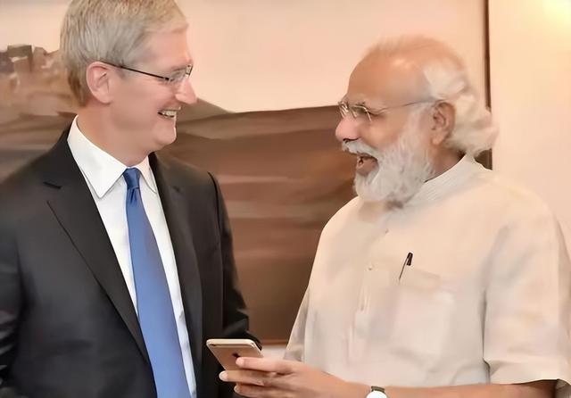 苹果为躲125%关税狂迁印度!这下傻眼：现在中国关税比印度还低