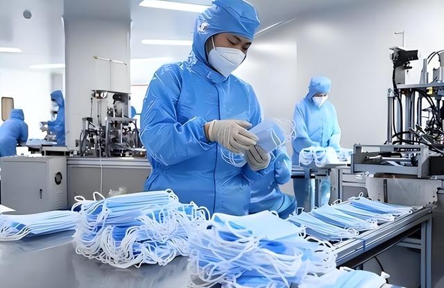 五年前，他靠转卖口罩一年狂入60亿元，住5万一夜酒店，如今咋样