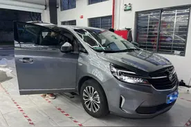 别克gl8陆上公务舱这样改装升级，肯定不会后悔图片