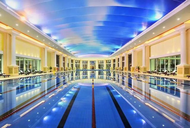 周末2大2小叹“森林秘境”度假地，吃住玩全了，汤泉萌宠…平靓正