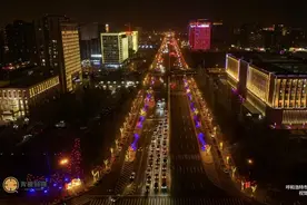 呼和浩特8000多盏花灯亮相，还有巨型花灯→图片