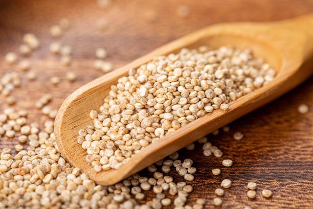 肾友必看：营养师盘点9种最护肾的超级食物，没想到这主食也上榜