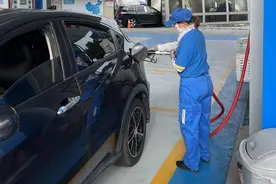 油价即将调整！周三晚油价或压线上调或搁浅！图片