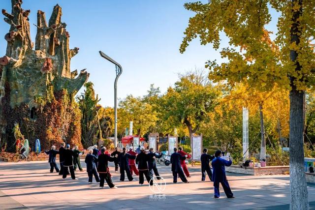 童话世界！深秋的生态城，美成了一幅画