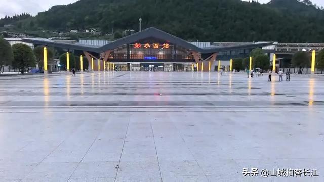 重庆极易忽略的县,拥有媲美荔波的山水,高铁开通后会爆火吗?