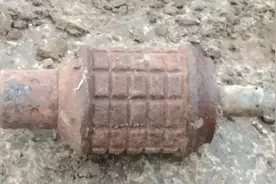 克旗公安局治安大队及时销毁一枚手榴弹图片