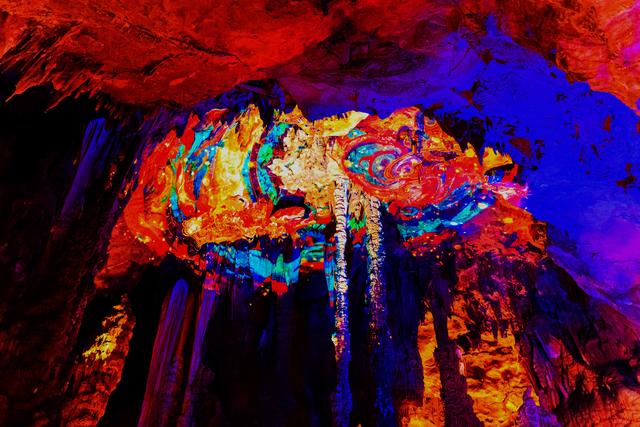 五一假期玩转银子岩：财神狂欢季+光影溶洞焕新喜迎游客