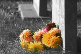 梦到去世的亲人，好事还是坏事？有三点暗示图片