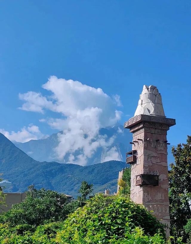 【美丽四川】茂县：云朵上的羌寨 夏日避暑天堂‖柳红樱