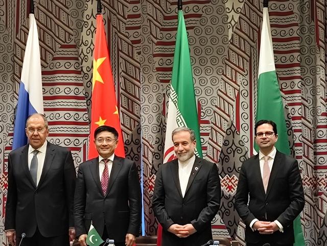 中国邻国全面断网，数千万人与世隔绝，一半人口失去最后的希望