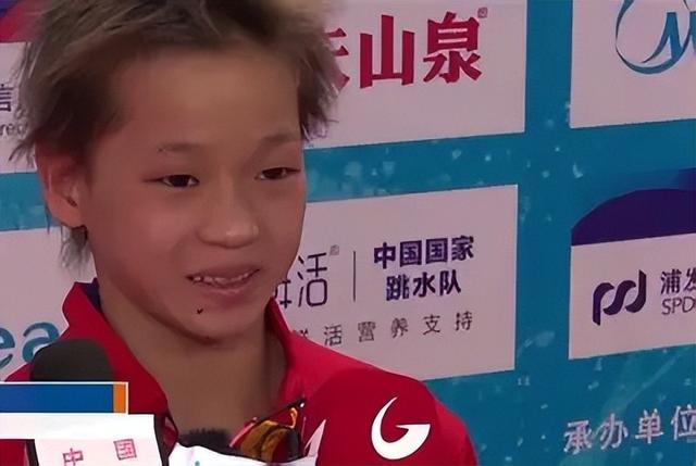 官宣退役不到1月，张家齐接受采访，句句不提却字字都提全红婵