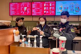 改革“深”一度丨“一证通用”，开新店不用等待图片