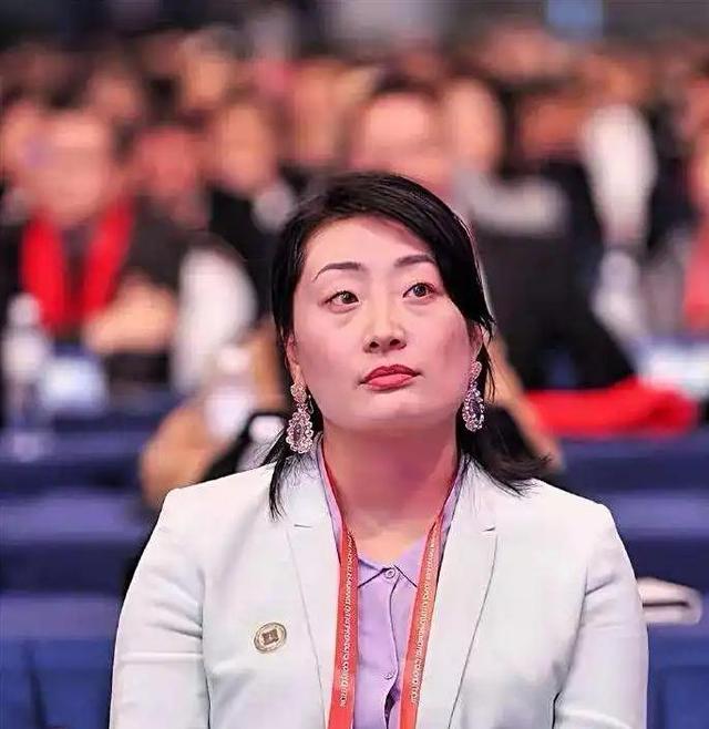 难怪宗馥莉沉得住气，律师战绩显赫，仨底牌未出，宗老算盘恐落空