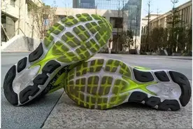 干货 | 跑鞋到底要不要洗，如何进行保养？图片