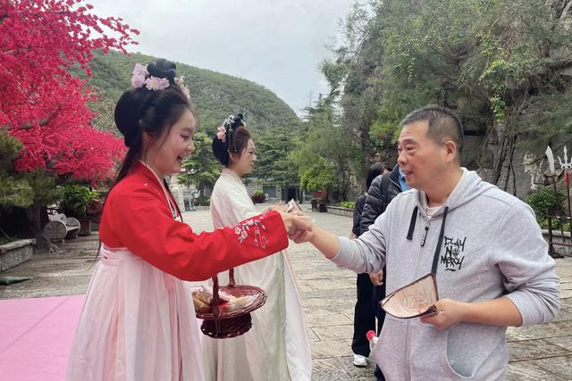 国庆中秋嗨不停！淇县云梦山“贤士令”集令大冒险，月饼好礼等你拿！