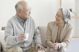 “老人年龄标准”，过了这岁数，就可以称呼老年人了图片